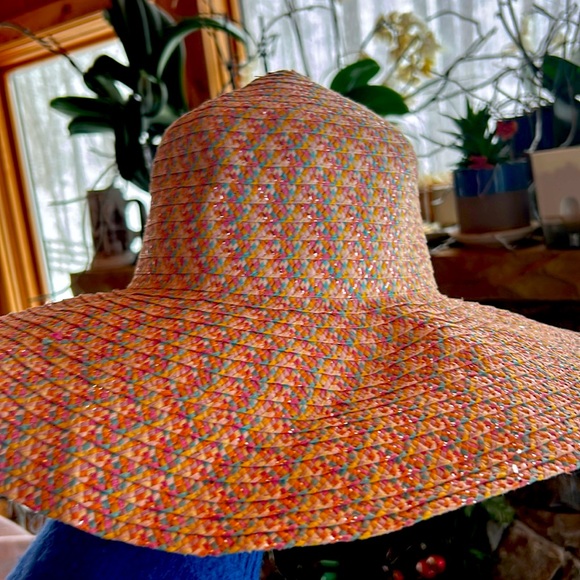 A Beautiful Sun Hat Sparkly Pink Light Blue Yellow and White Tweed;Its So Pretty - Picture 7 of 12